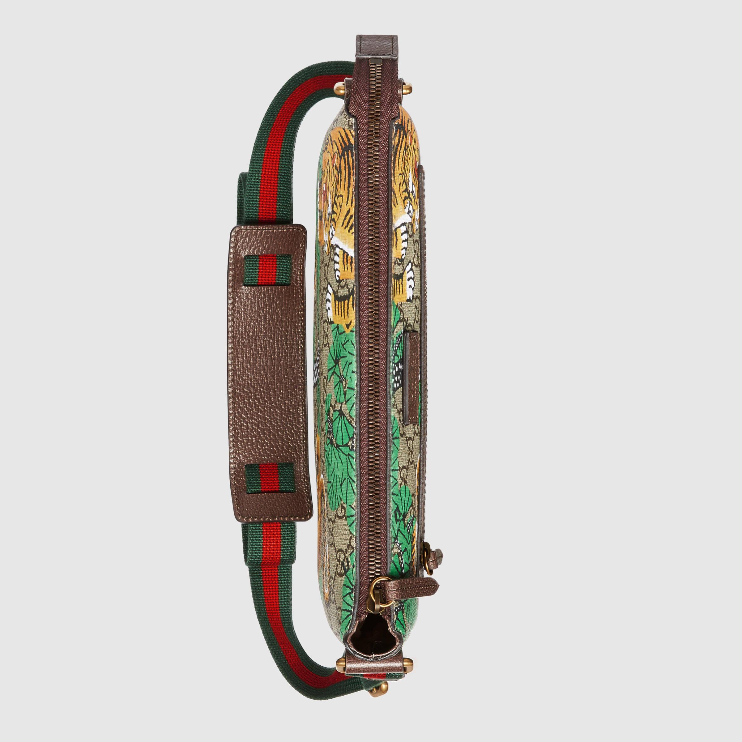 Gucci Gg Supreme Messenger Bag Patches Literacy Basics